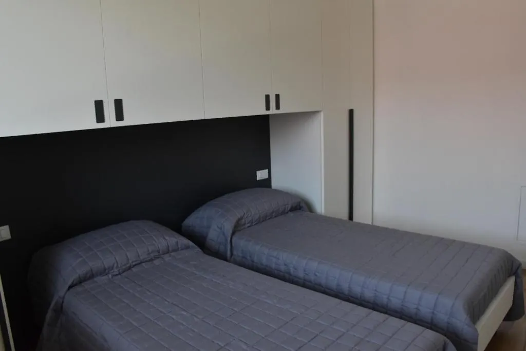 La Bella - Holiday Apartment In Garda 0*, Garda (Verona)